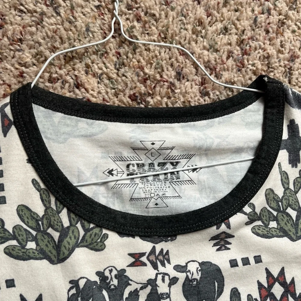 Crazy Train Western Print Short Sleeve Tee - large - Picture 2 of 2